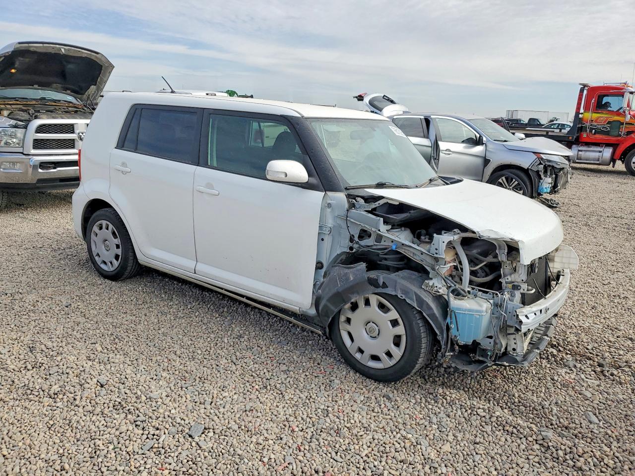 2014 TOYOTA SCION