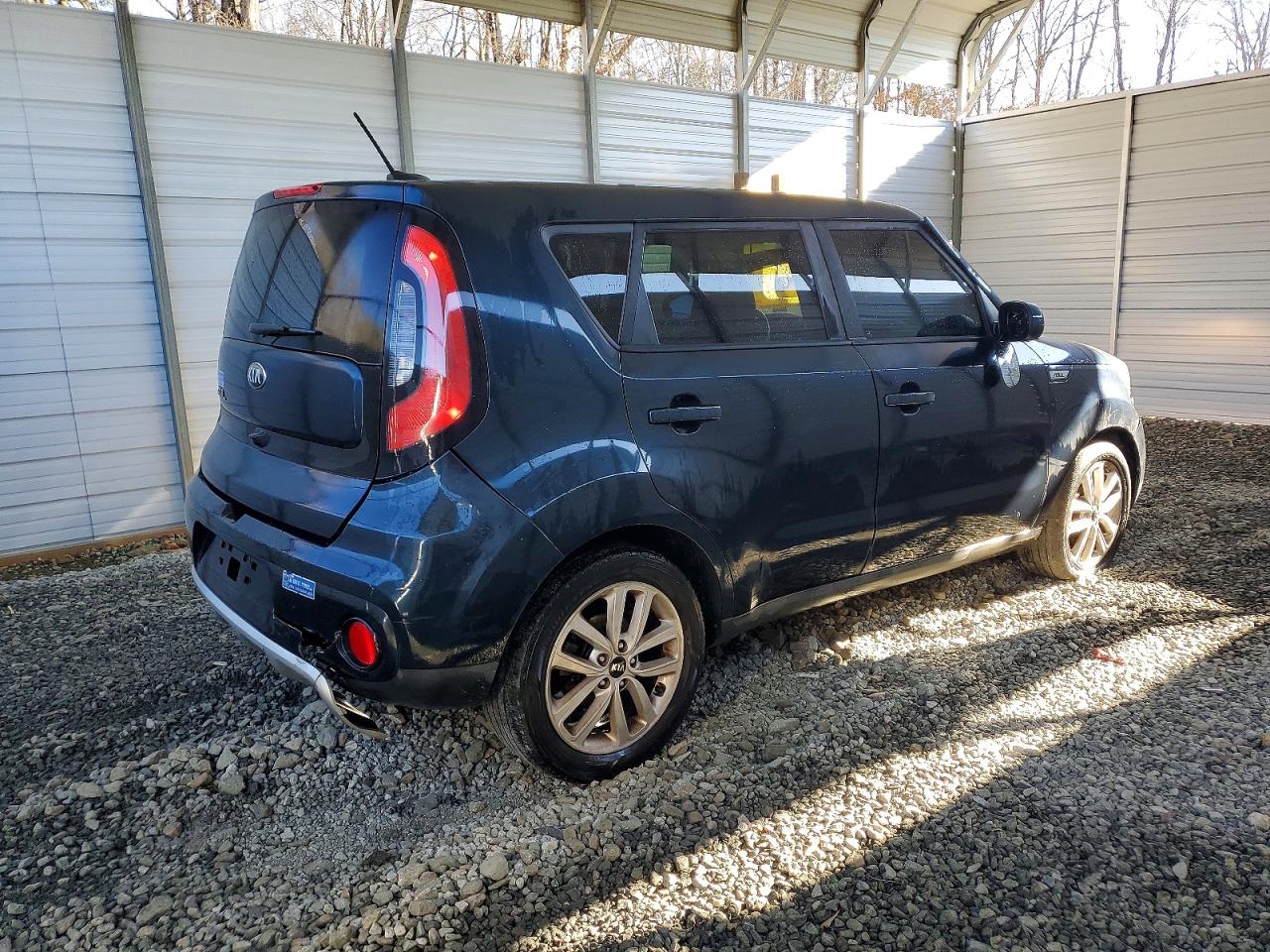 2017 KIA SOUL