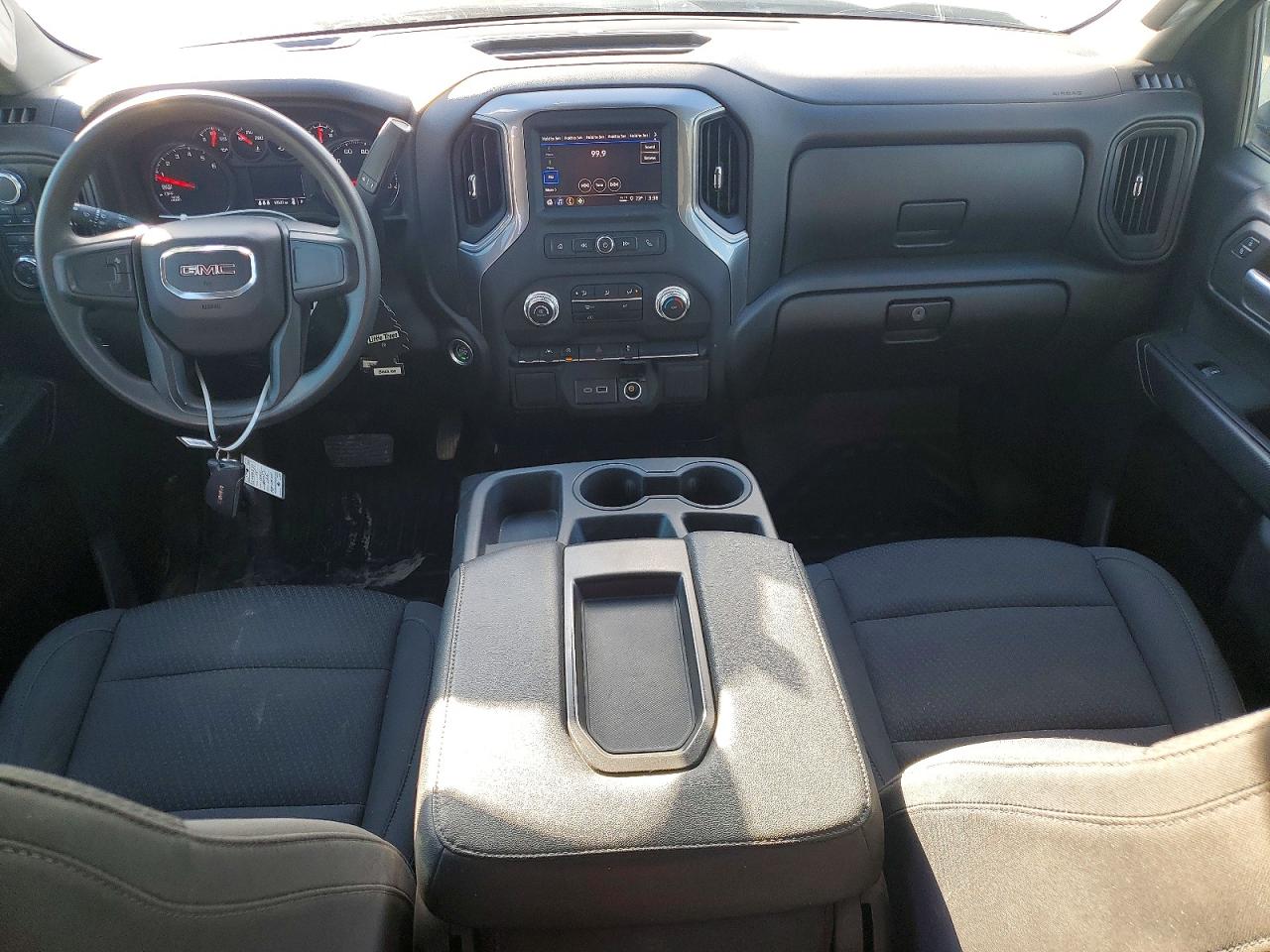2024 GMC SIERRA