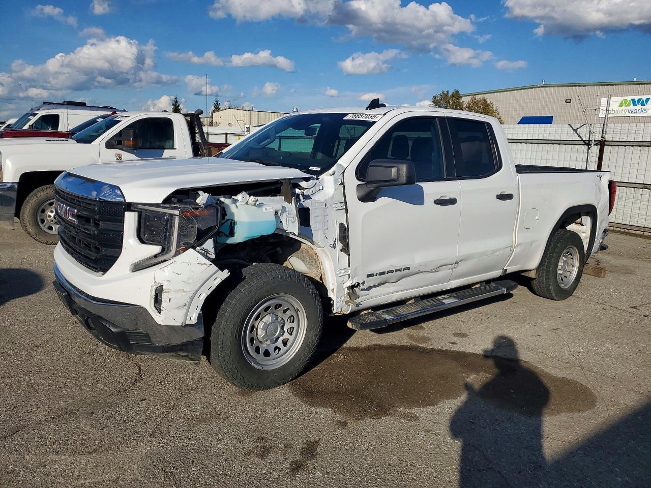 2024 GMC SIERRA