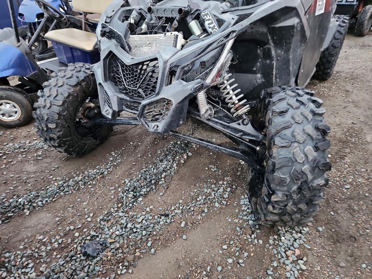2019 CAN AM MAVERICK X
