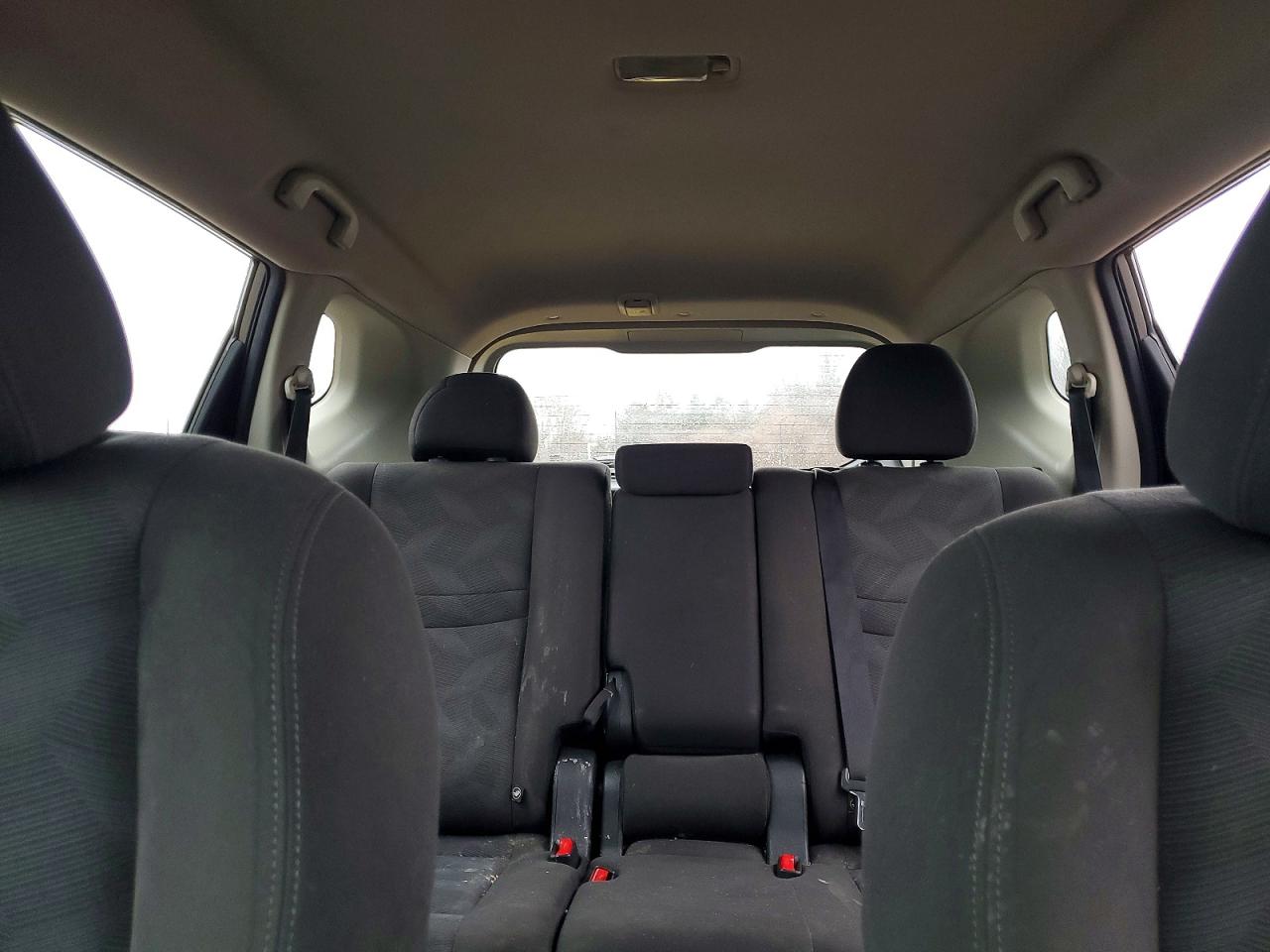 2016 NISSAN ROGUE