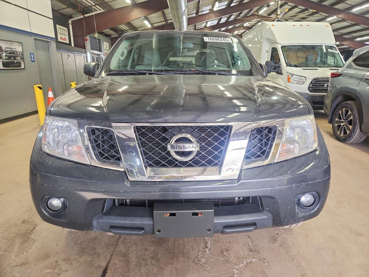 2013 NISSAN FRONTIER