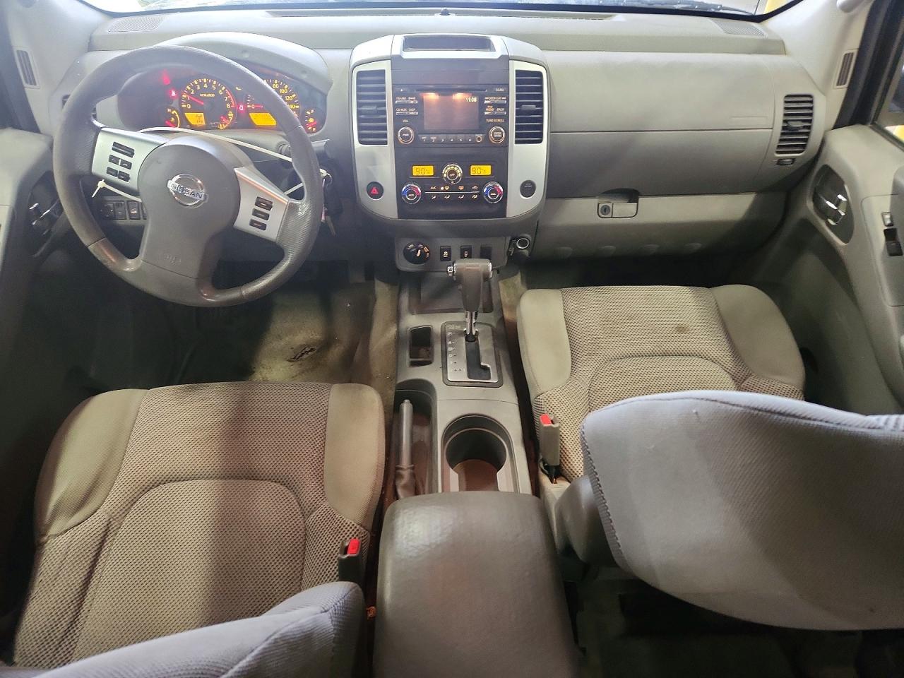 2013 NISSAN FRONTIER