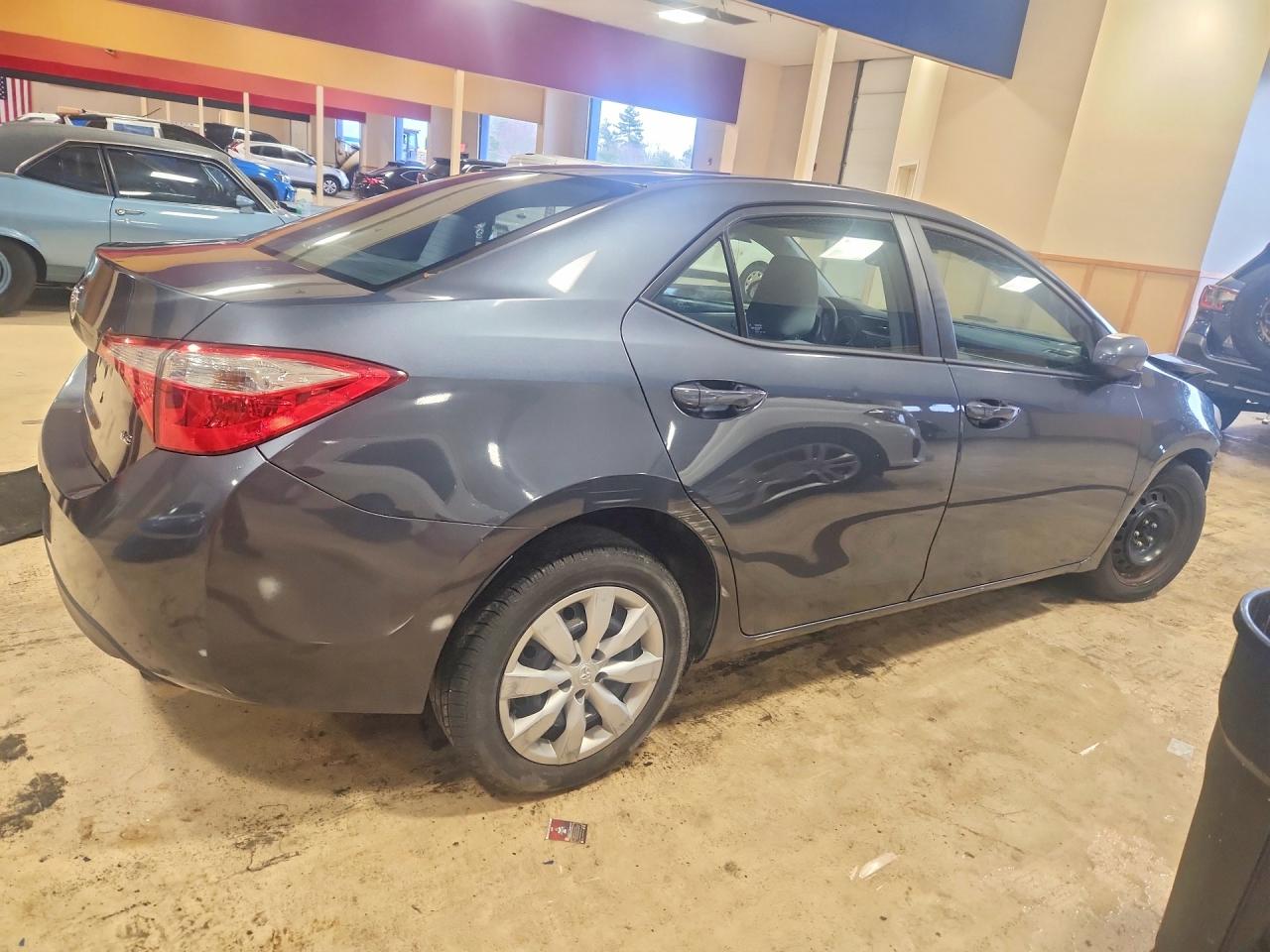 2015 TOYOTA COROLLA