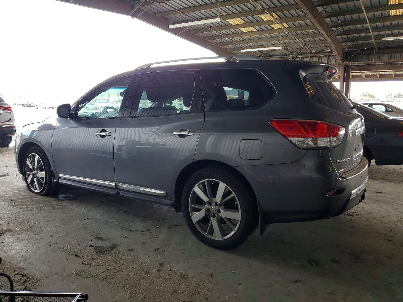 2016 NISSAN PATHFINDER