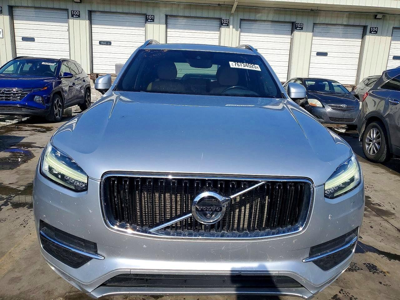 2018 VOLVO XC90