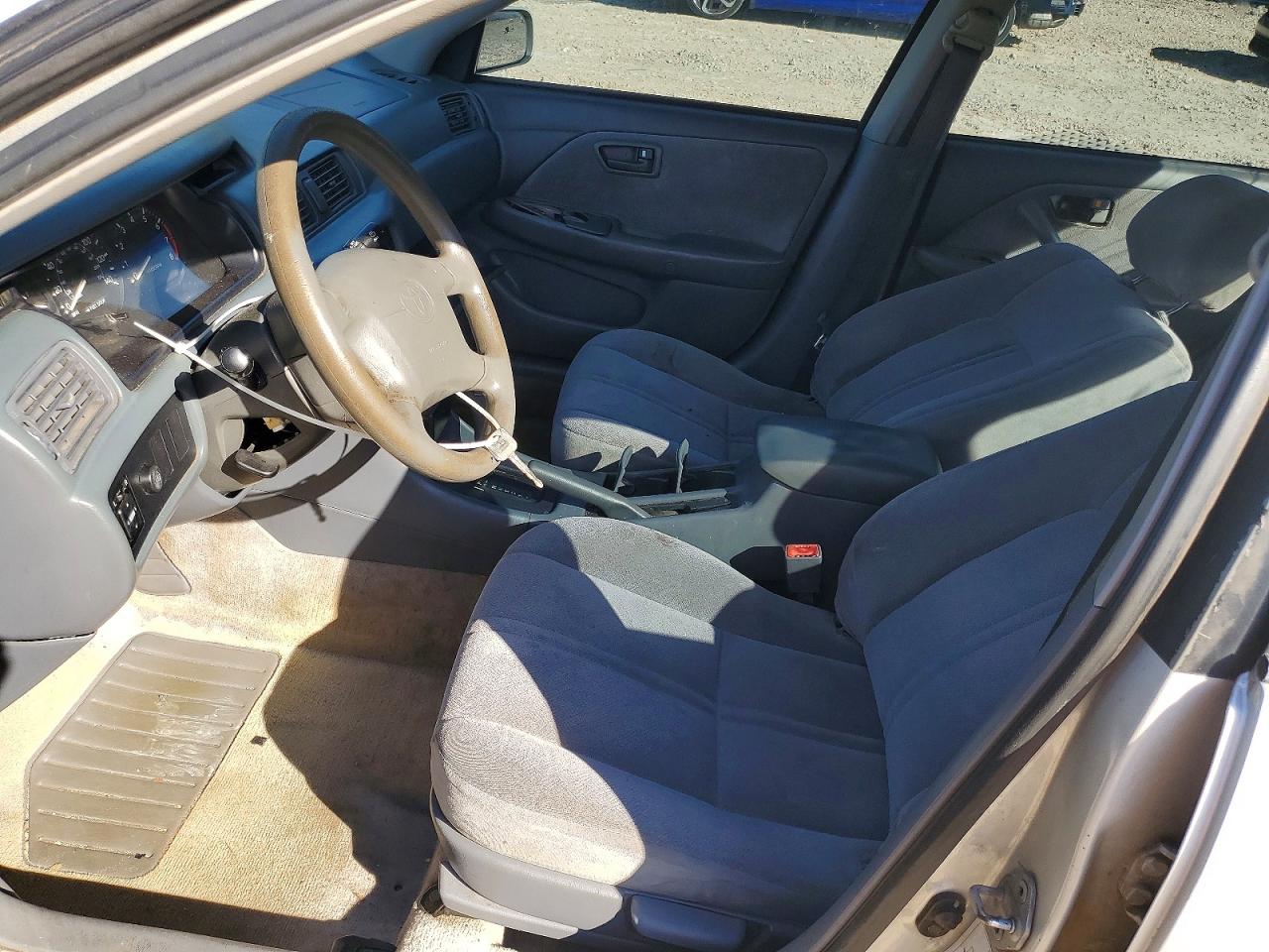 2000 TOYOTA CAMRY