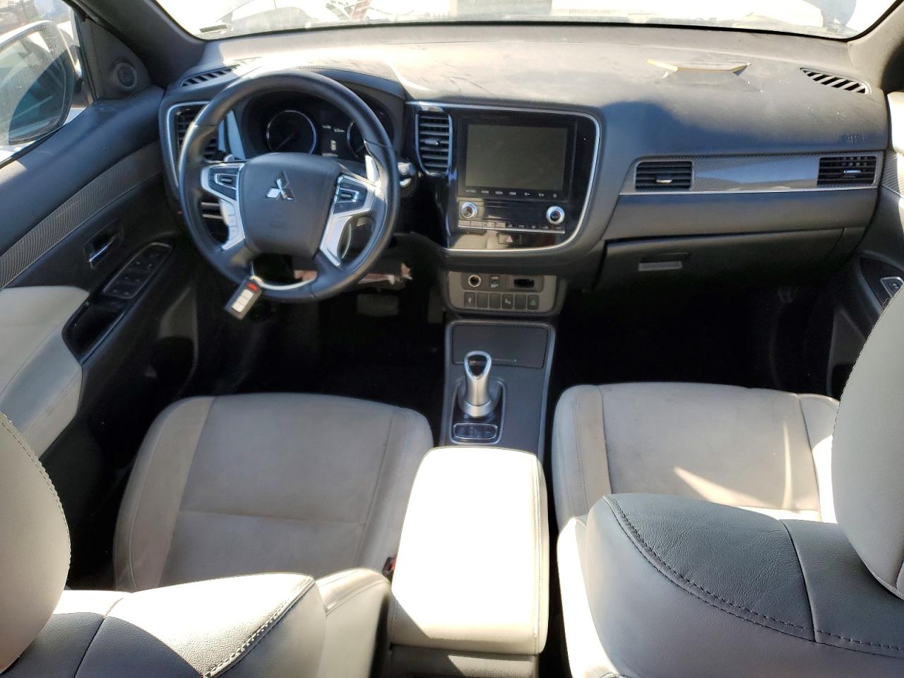 2022 MITSUBISHI OUTLANDER