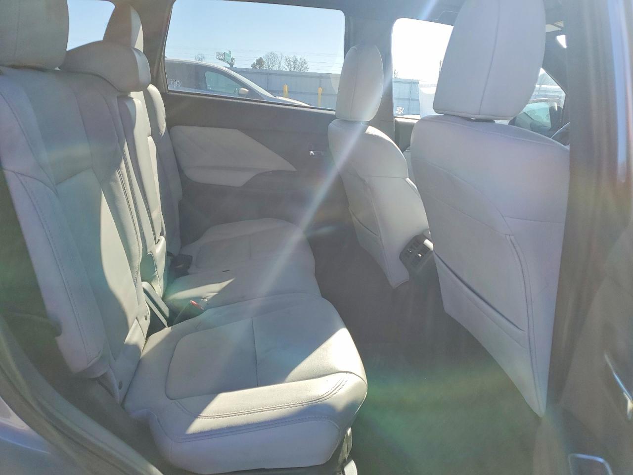 2022 MITSUBISHI OUTLANDER