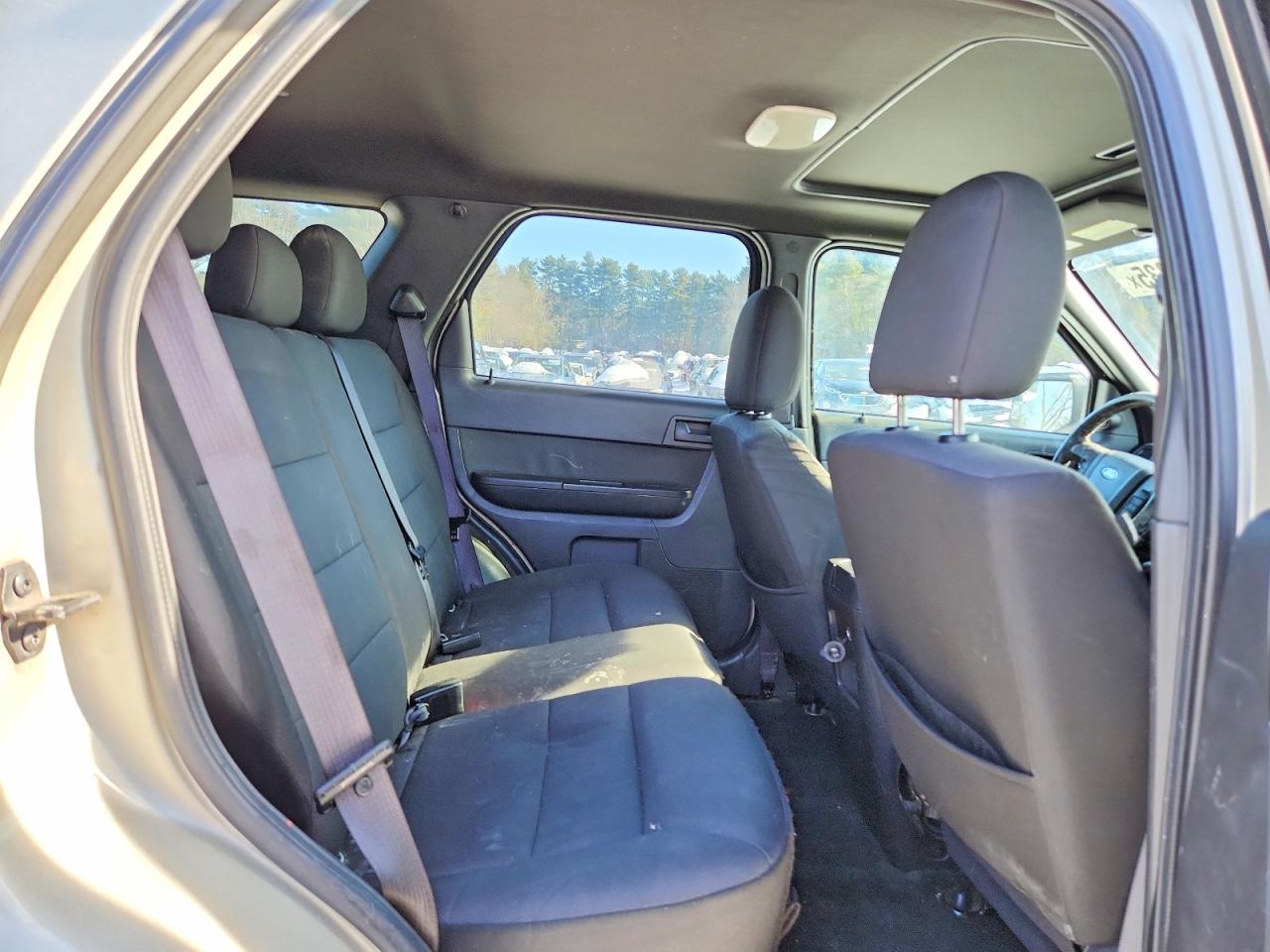 2012 FORD ESCAPE
