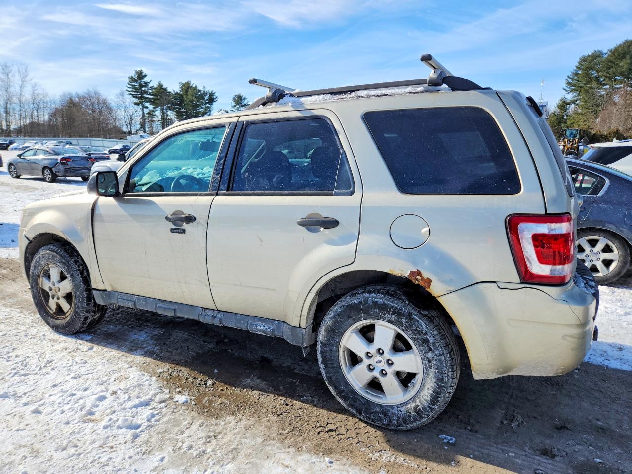 2012 FORD ESCAPE