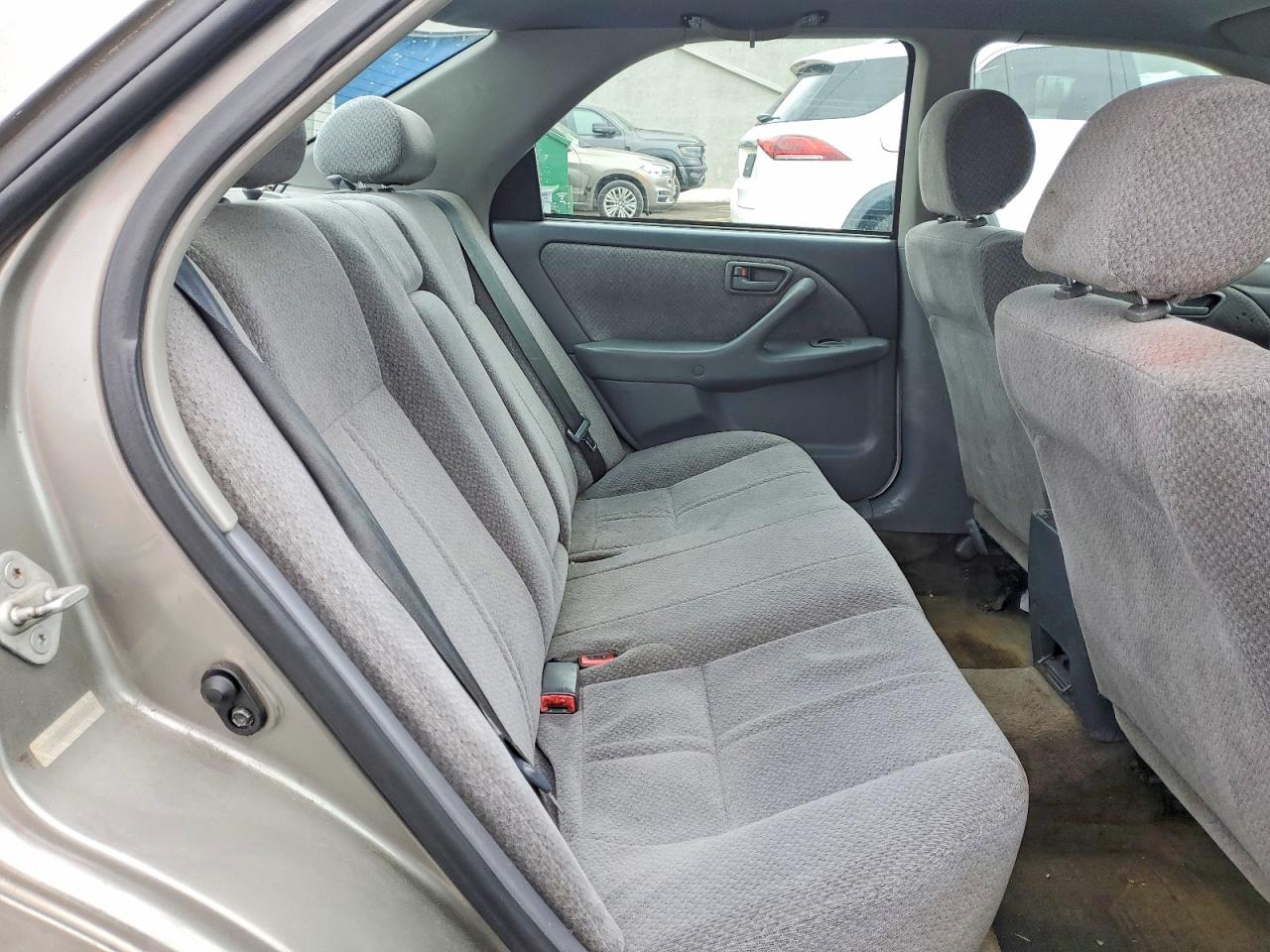 2000 TOYOTA CAMRY