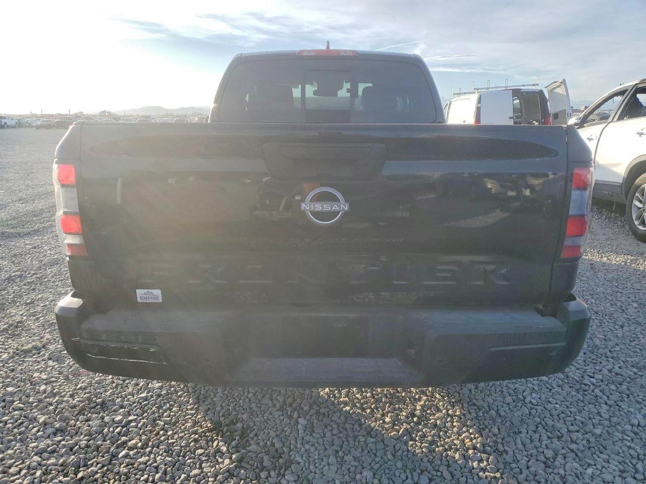 2025 NISSAN FRONTIER