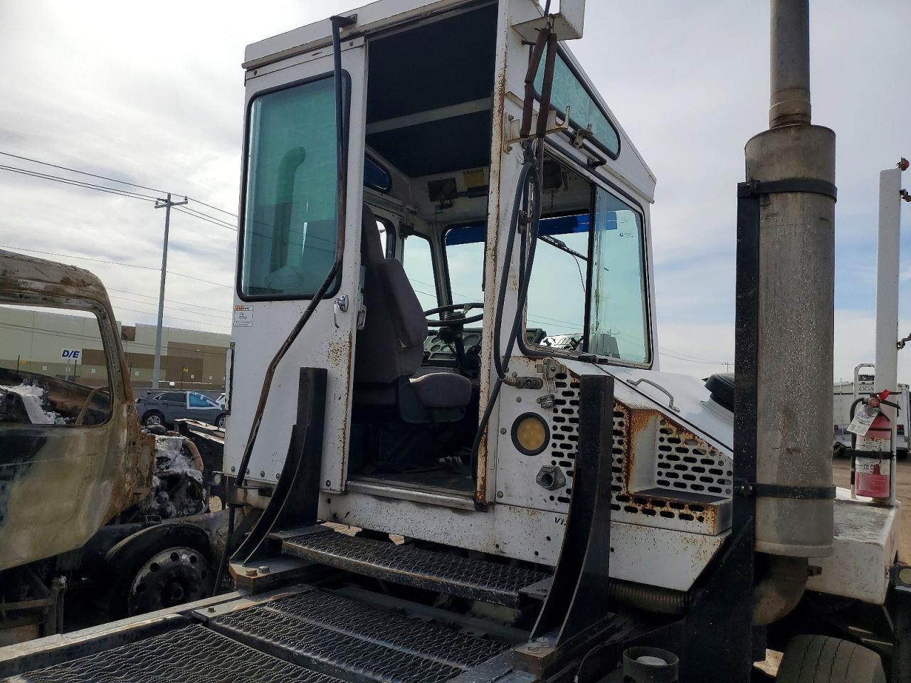 2007 CAPA YARD TRUCK