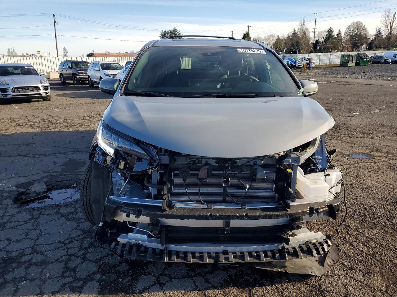 2025 TOYOTA SIENNA
