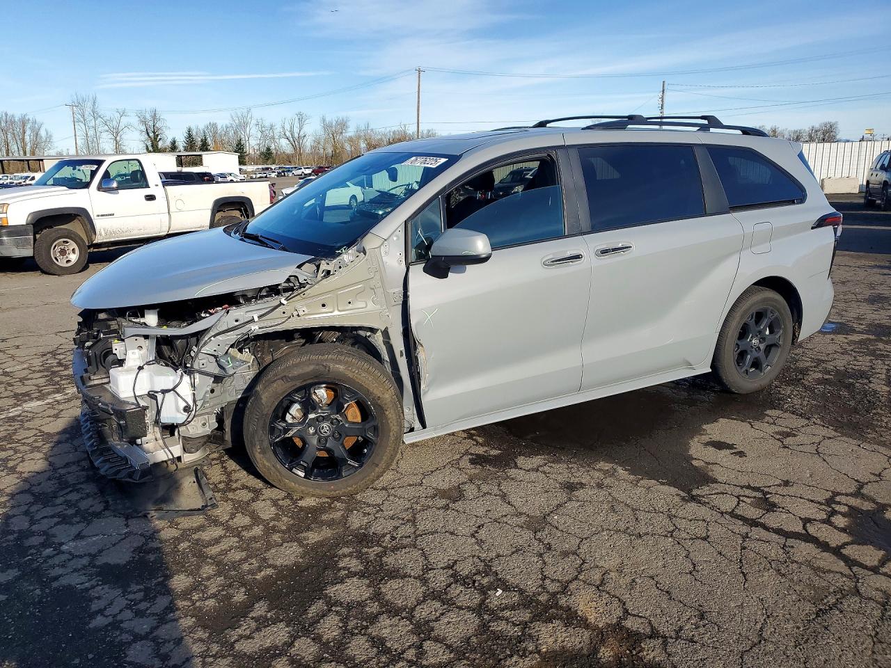 2025 TOYOTA SIENNA