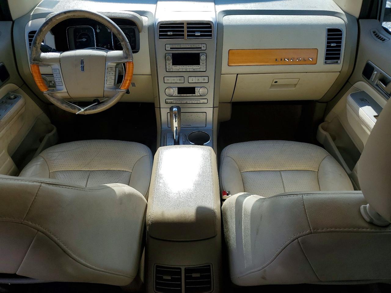 2007 LINCOLN TOWNHOUSE MKX