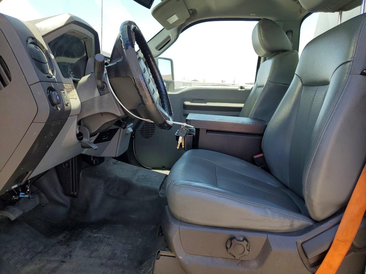 2013 FORD F350