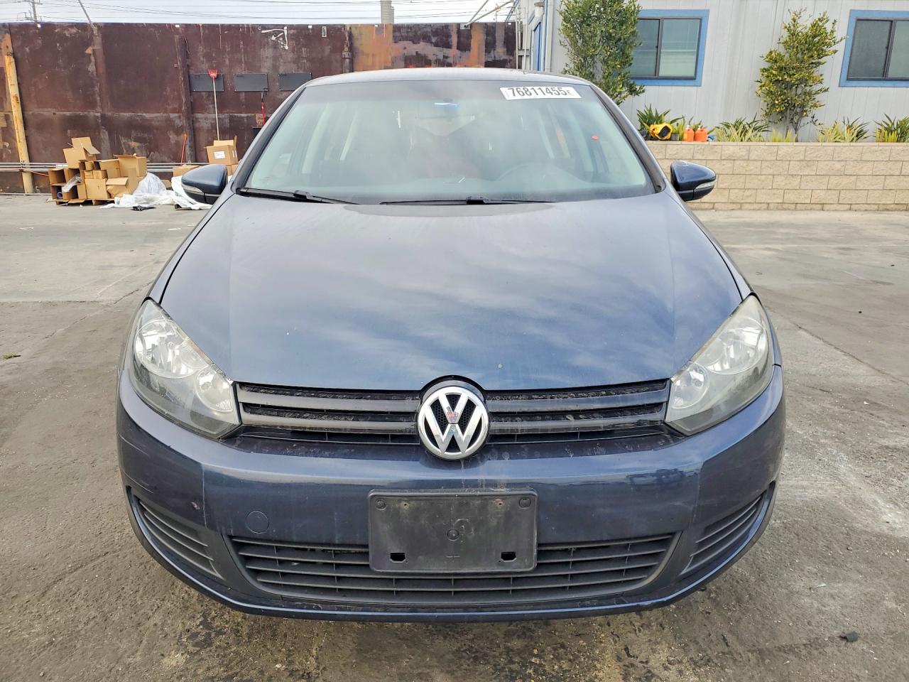 2011 VOLKSWAGEN GOLF