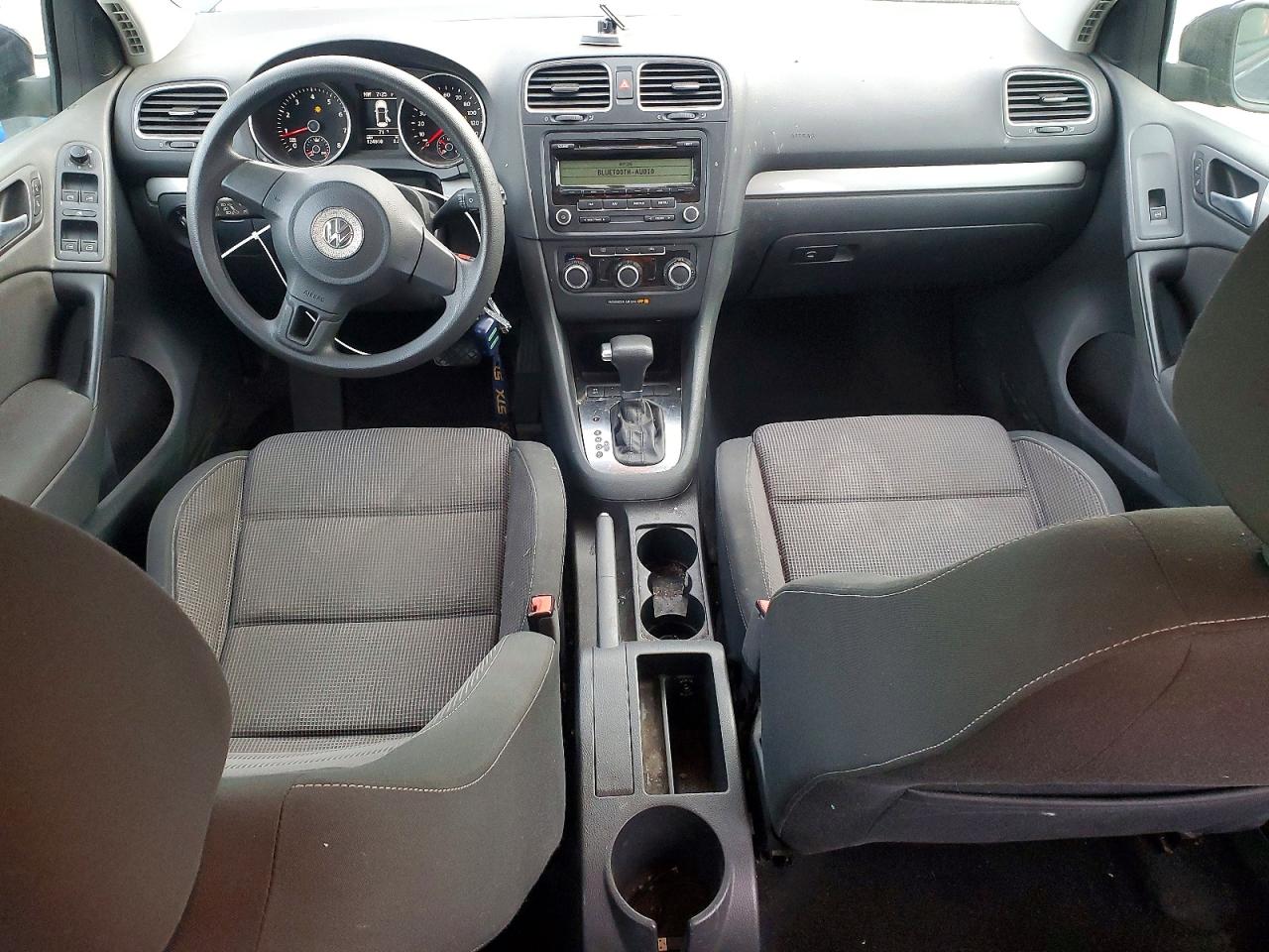 2011 VOLKSWAGEN GOLF