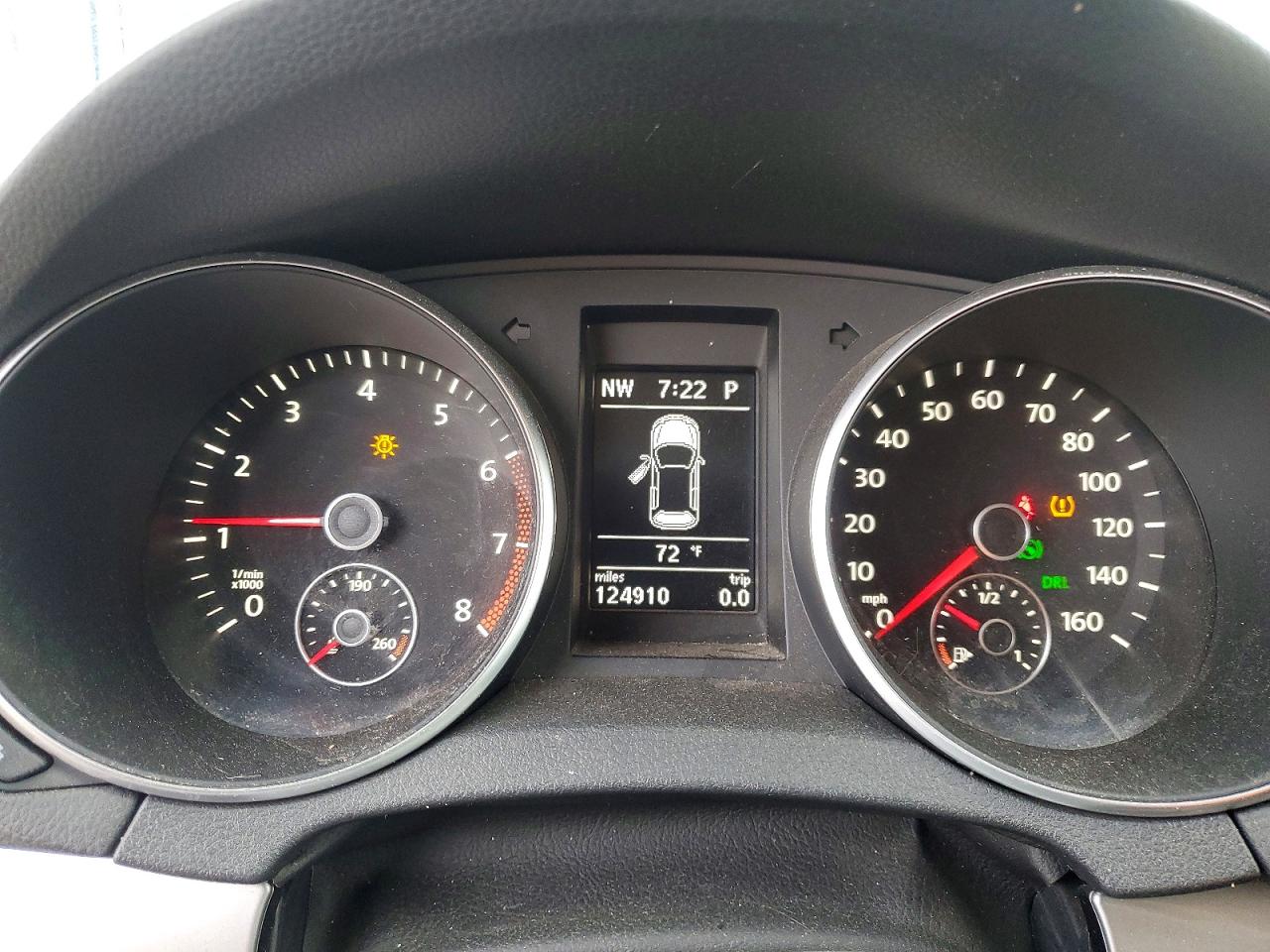 2011 VOLKSWAGEN GOLF