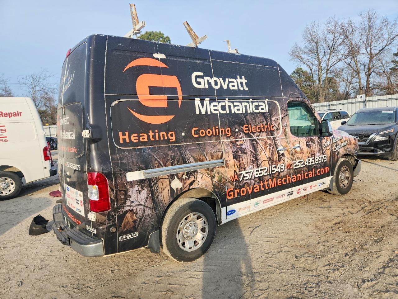 2012 NISSAN NV