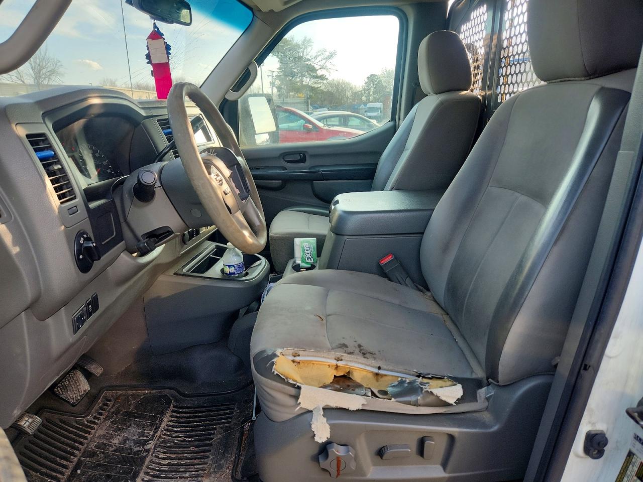 2012 NISSAN NV