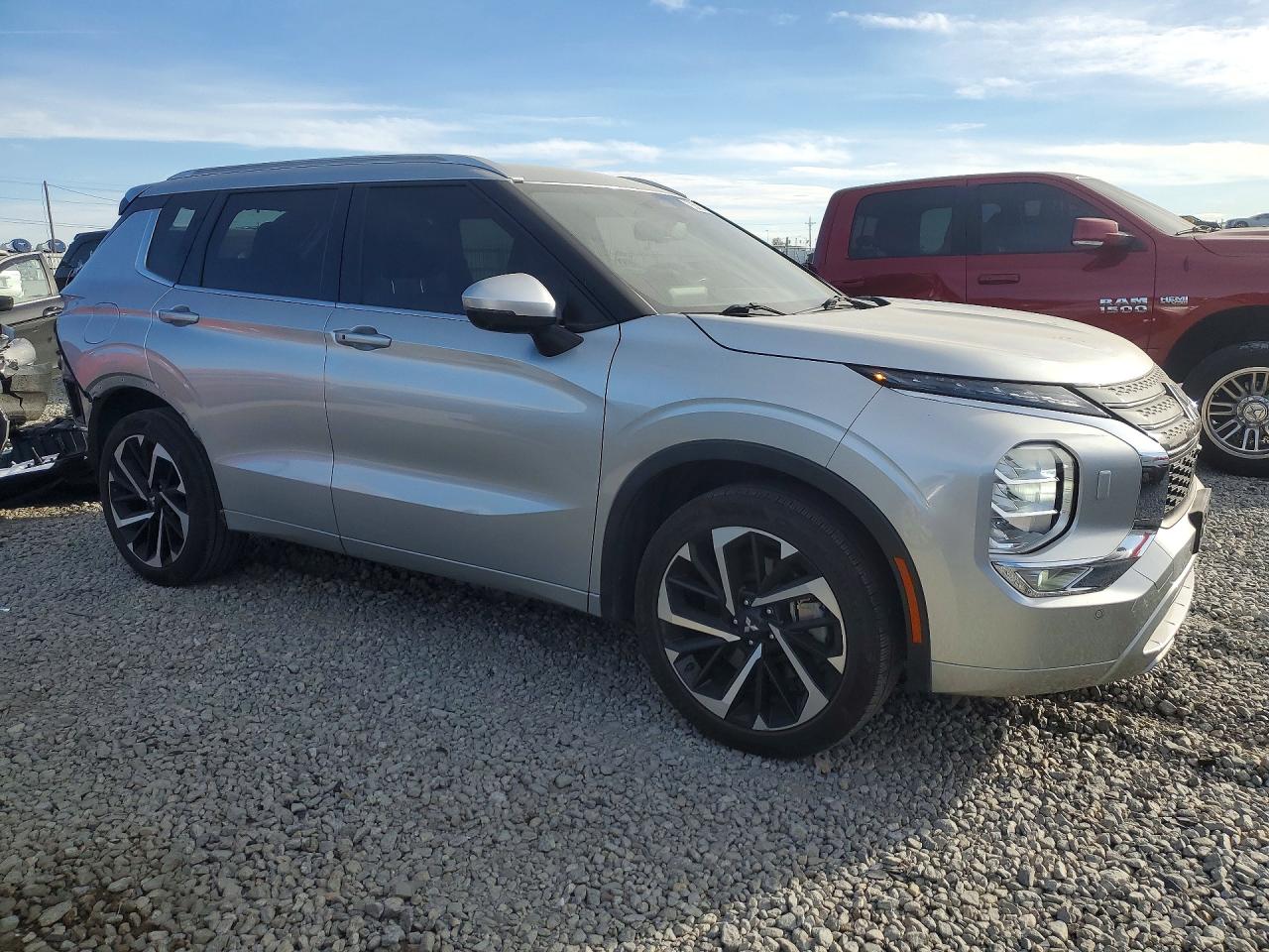 2022 MITSUBISHI OUTLANDER