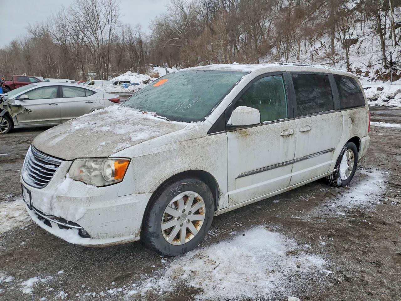 2015 CHRYSLER TOWN & C