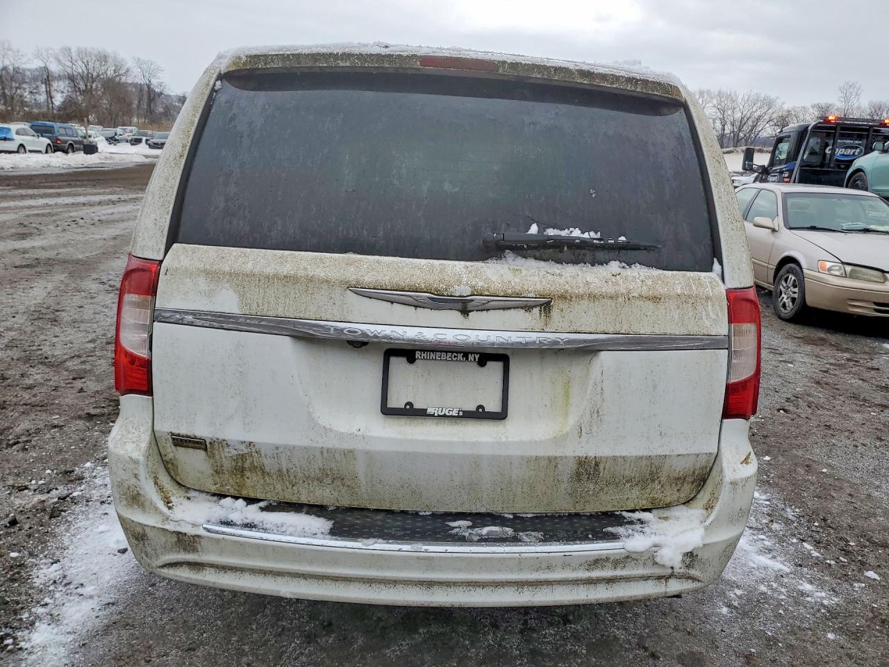 2015 CHRYSLER TOWN & C