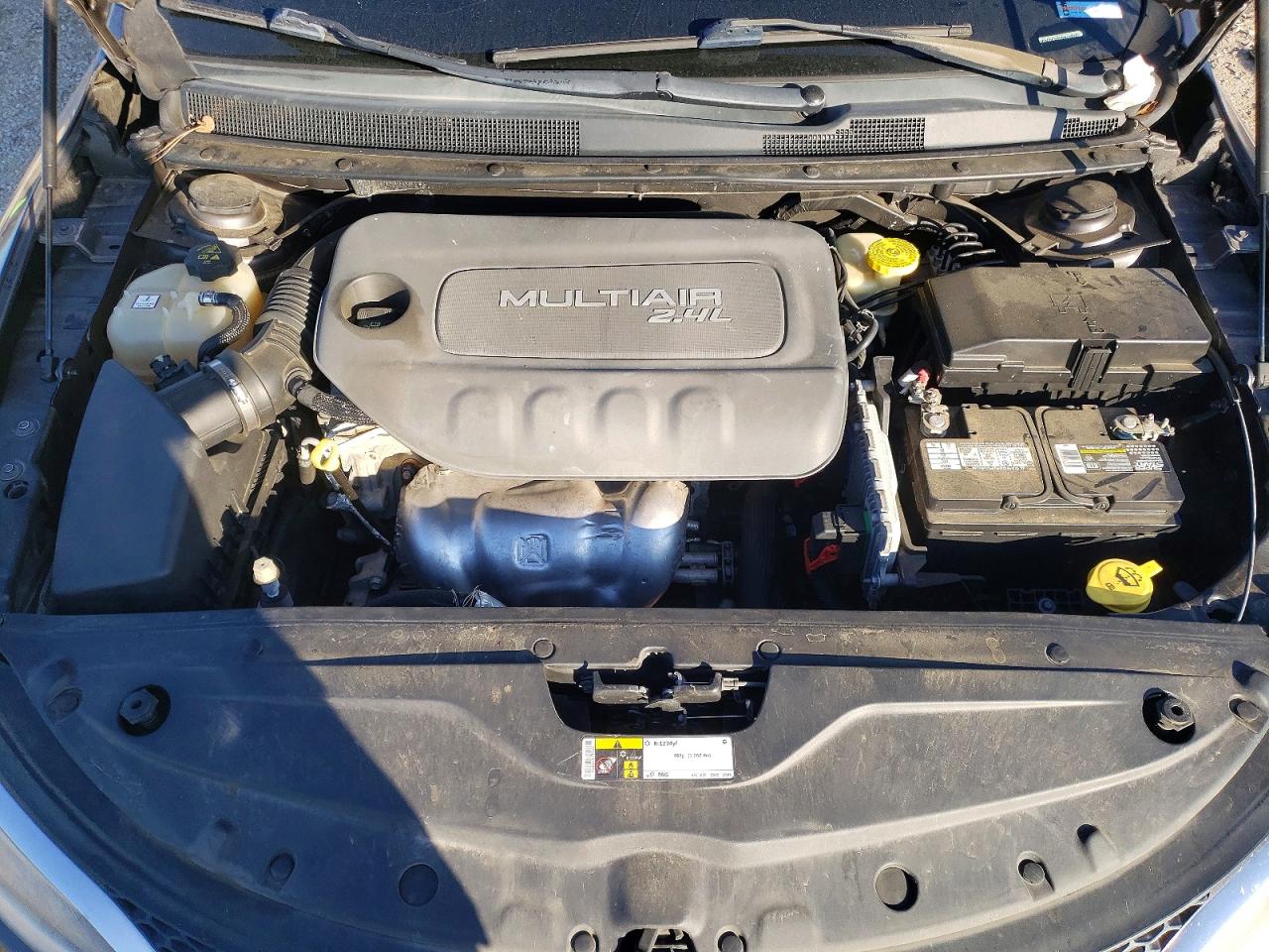 2016 CHRYSLER 200