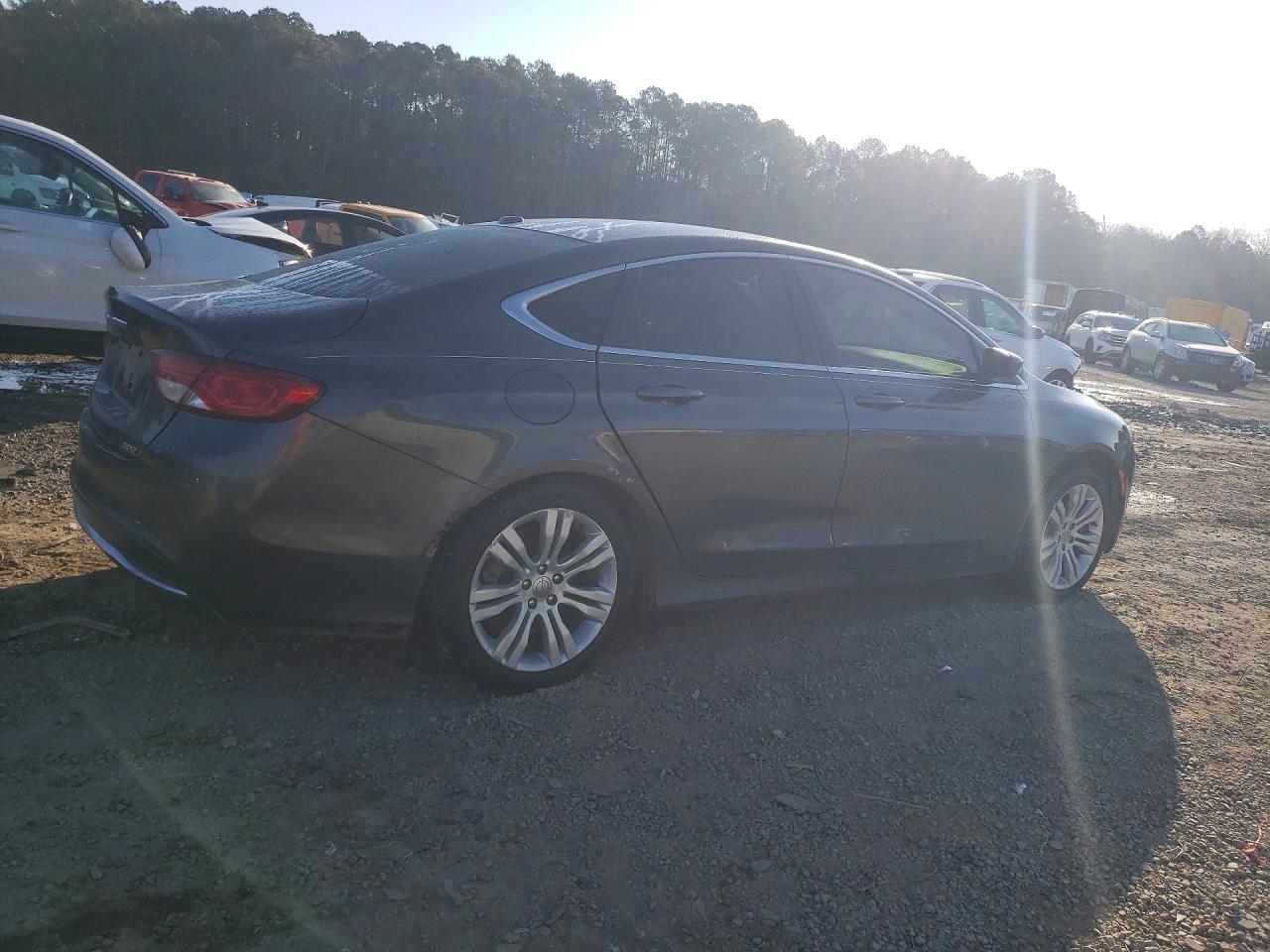 2016 CHRYSLER 200