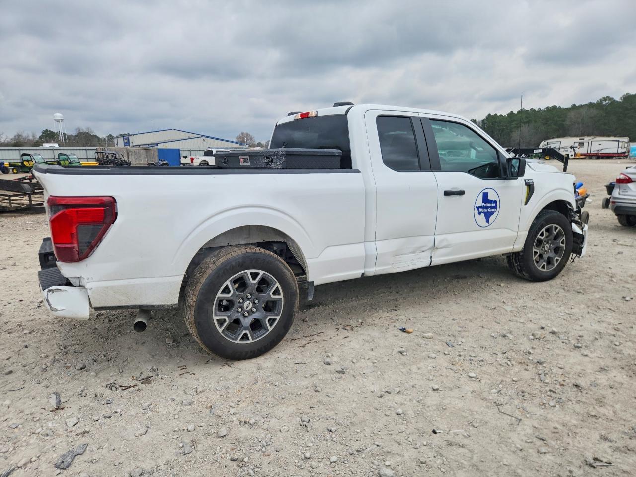 2025 FORD F150 STX
