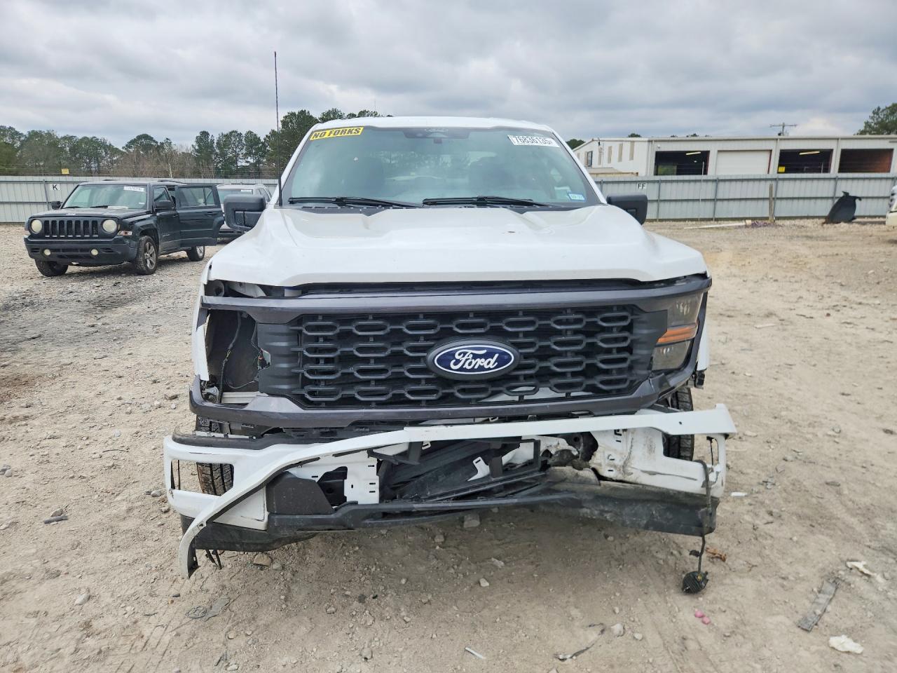2025 FORD F150 STX