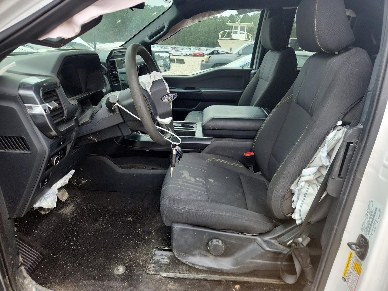 2025 FORD F150 STX