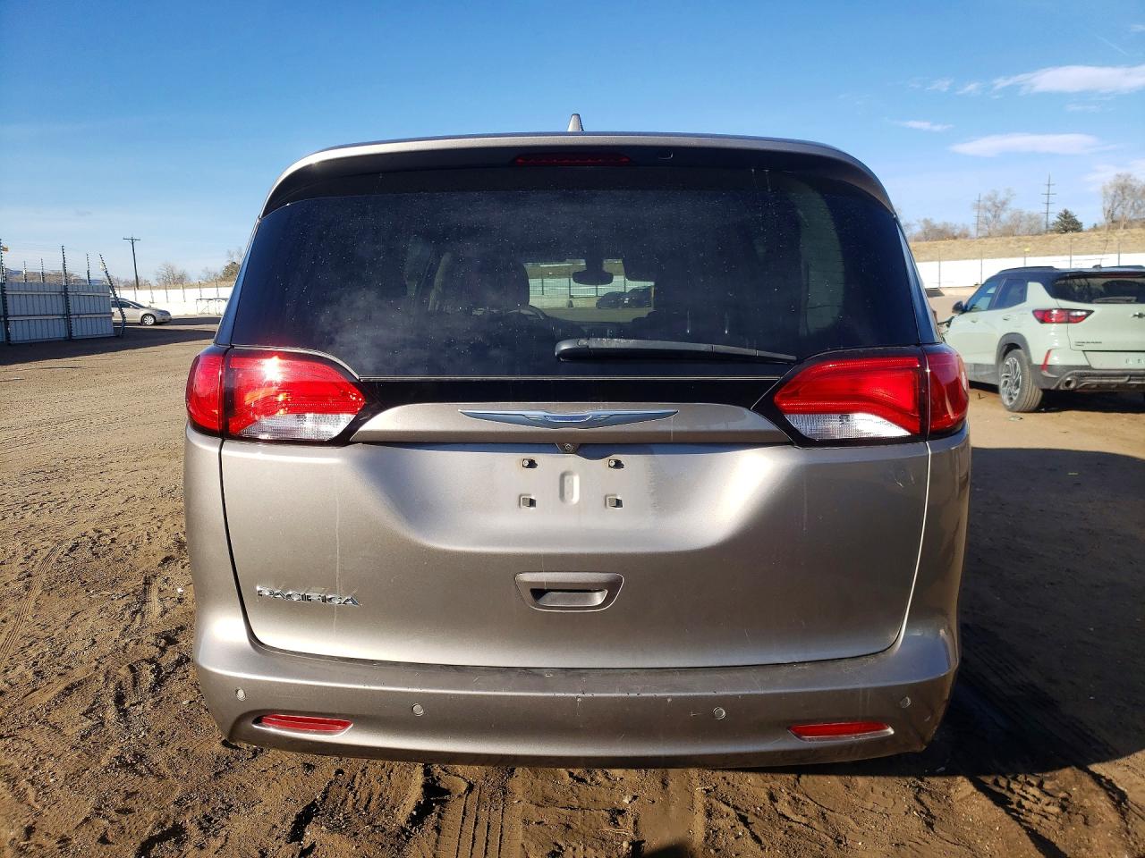 2017 CHRYSLER PACIFICA