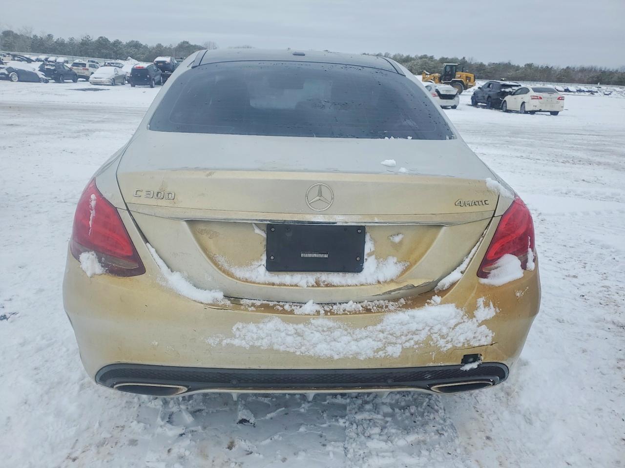 2015 MERCEDES-BENZ C-CLASS