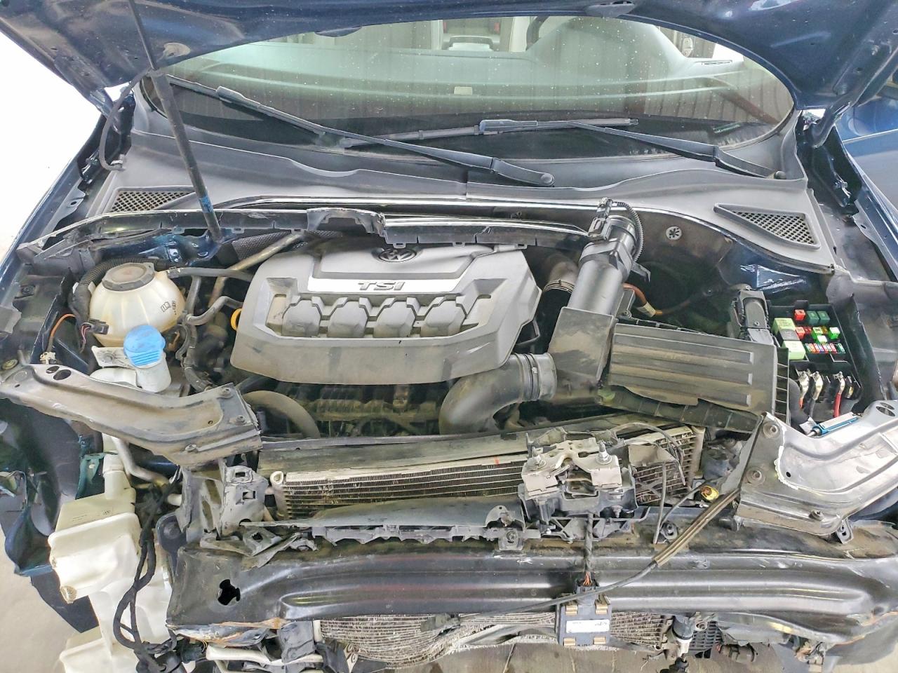 2019 VOLKSWAGEN PASSAT