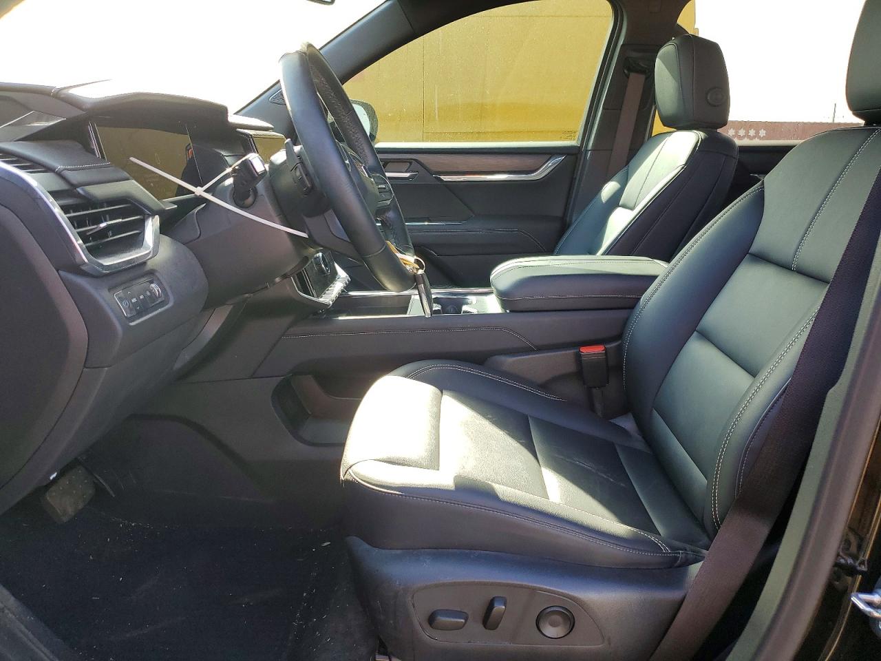 2024 GMC ACADIA UPL