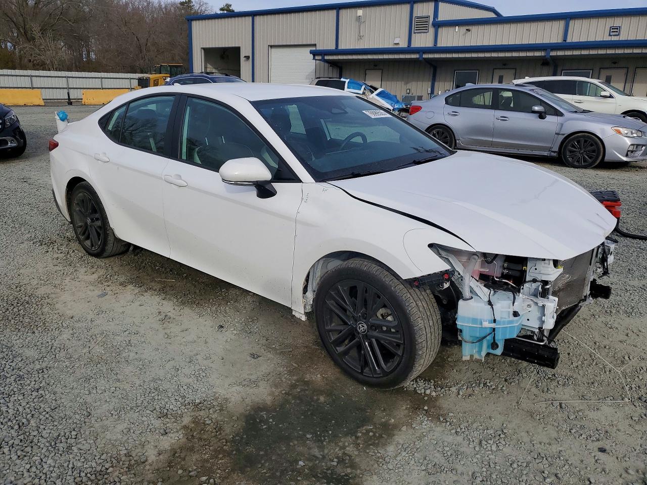 2025 TOYOTA CAMRY
