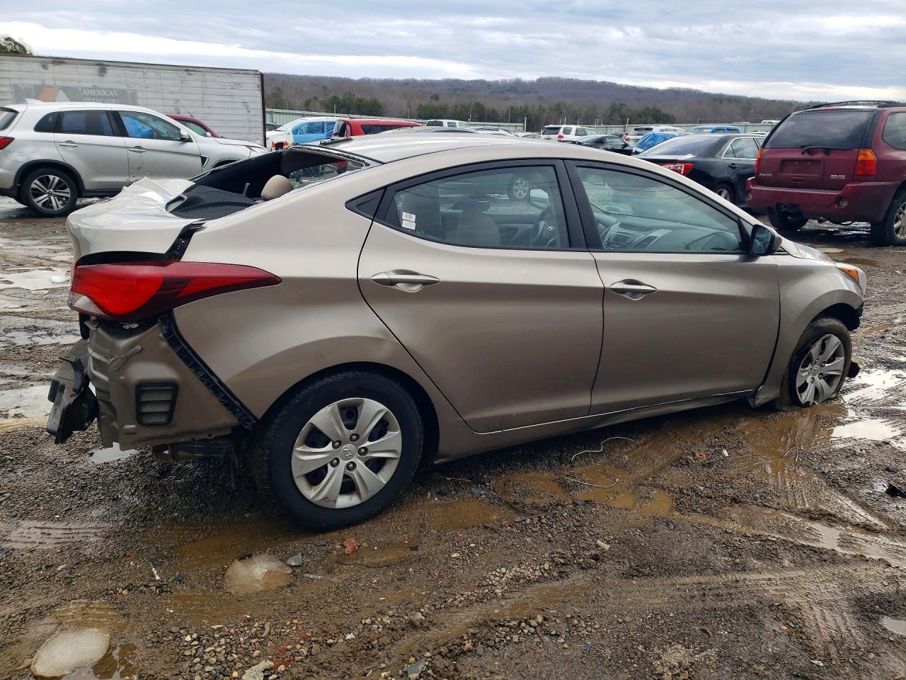 2016 HYUNDAI ELANTRA