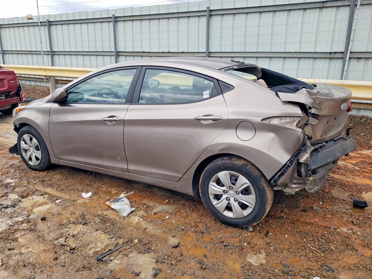 2016 HYUNDAI ELANTRA