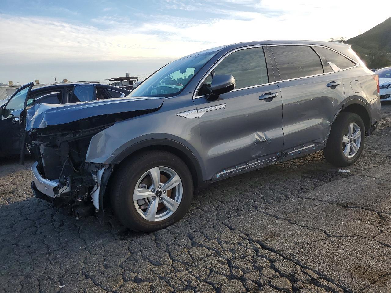 2025 KIA SORENTO