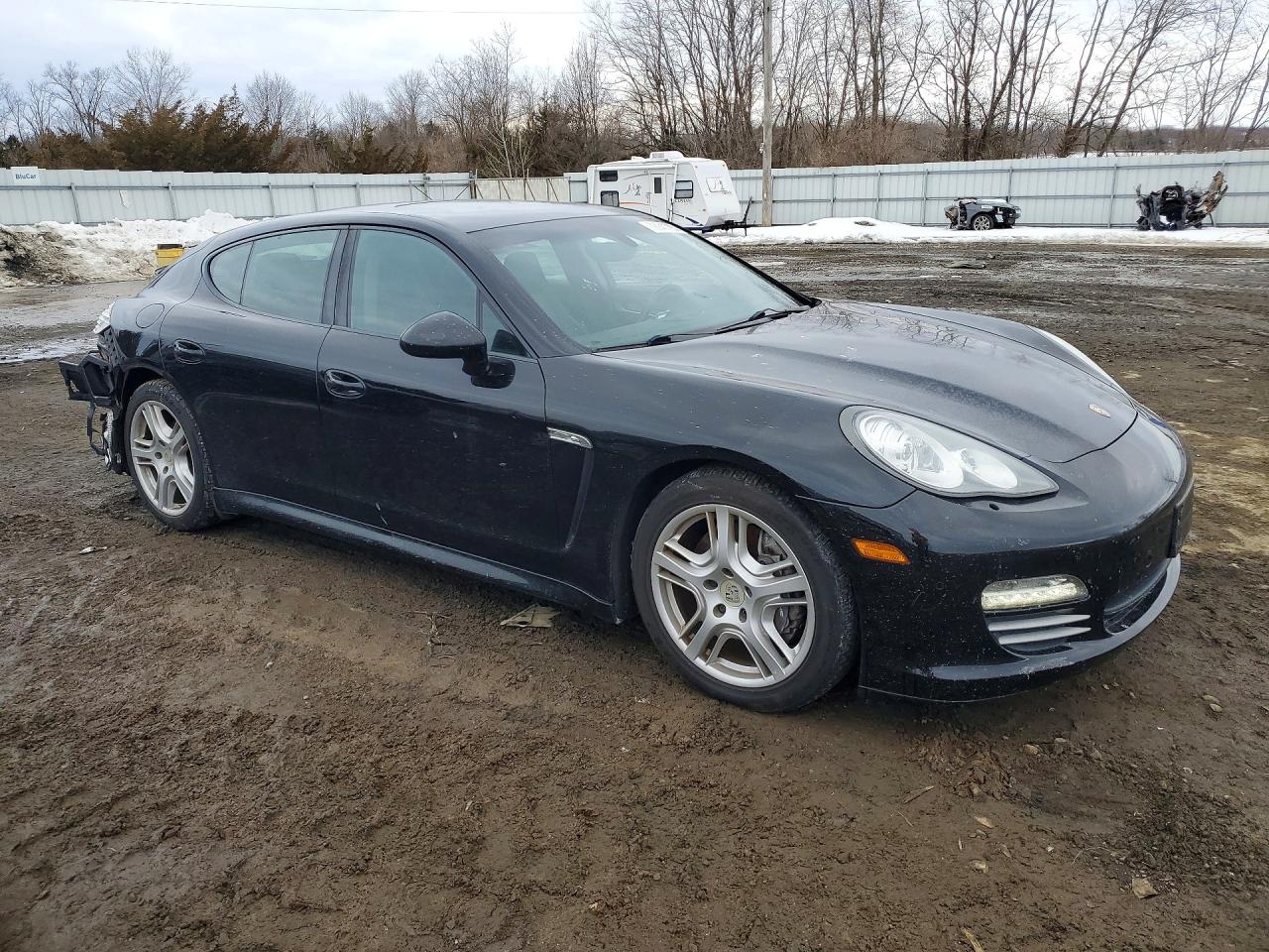2013 PORSCHE PANAMERA