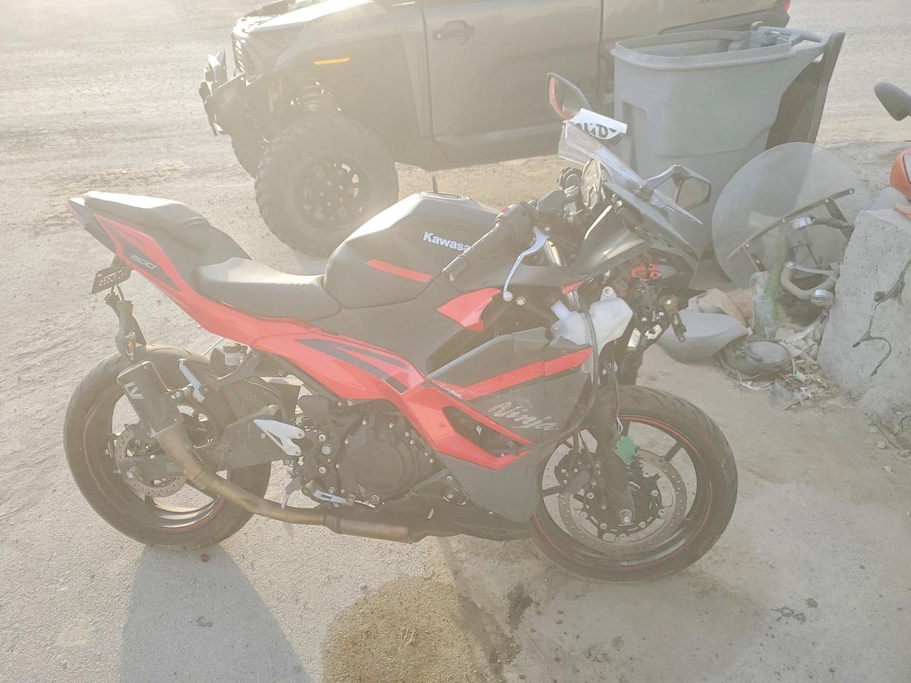 2025 KAWASAKI NINJA 500