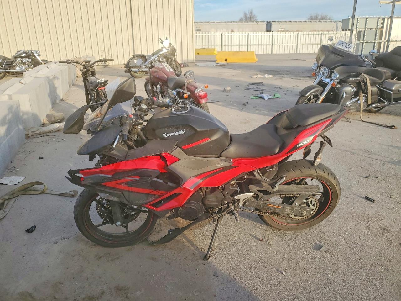 2025 KAWASAKI NINJA 500