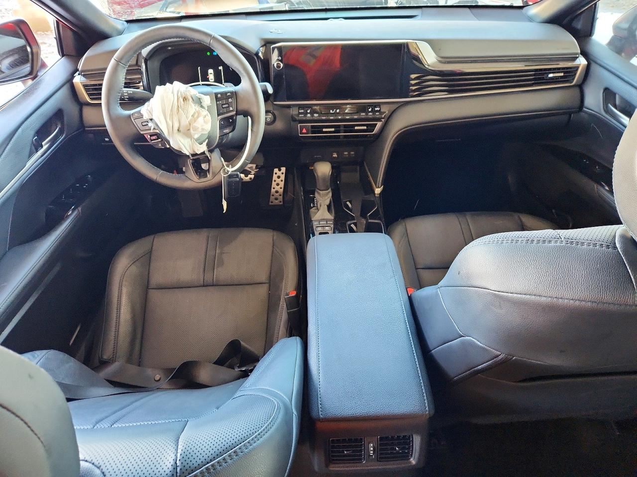 2025 TOYOTA CAMRY