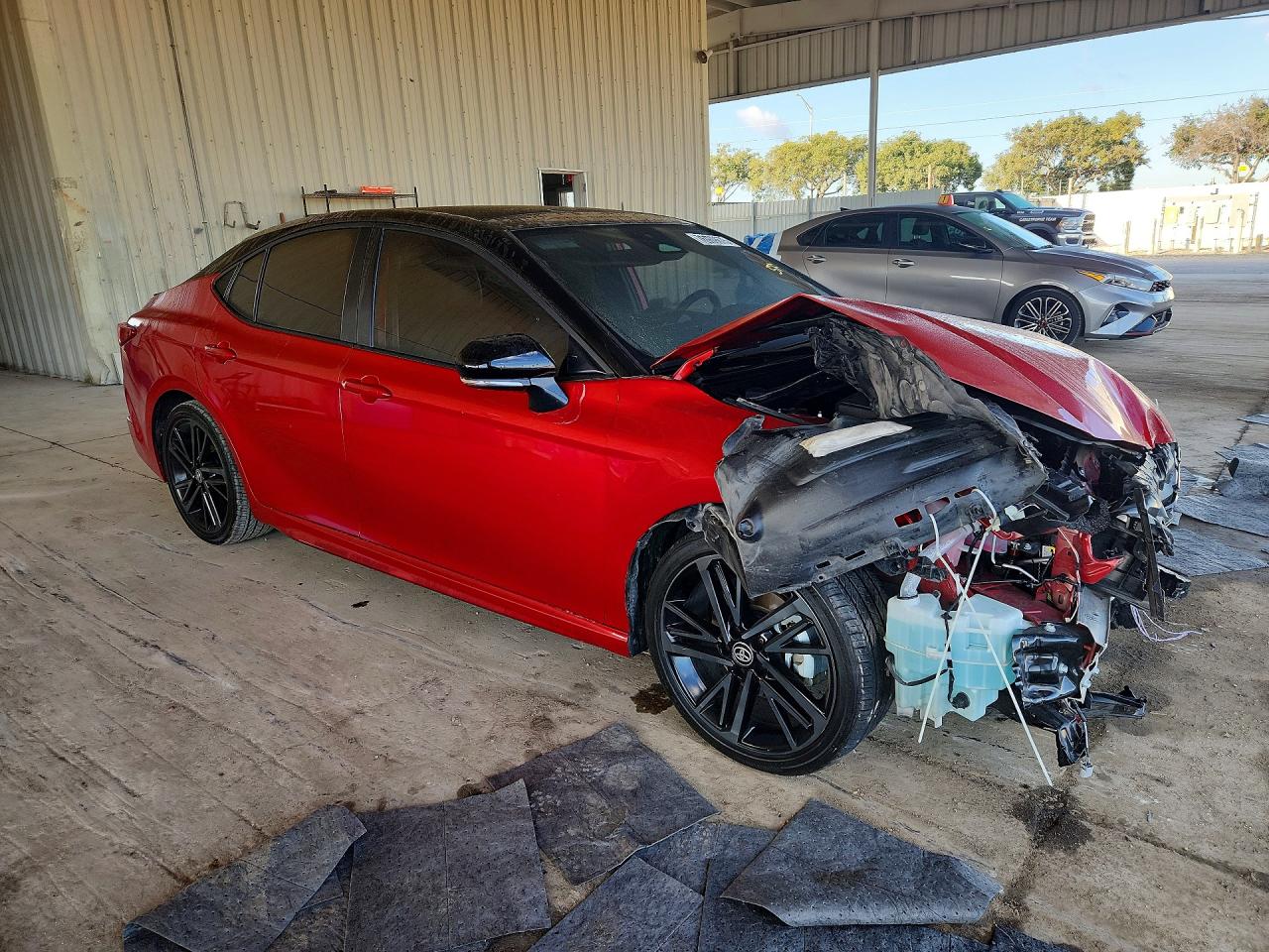 2025 TOYOTA CAMRY