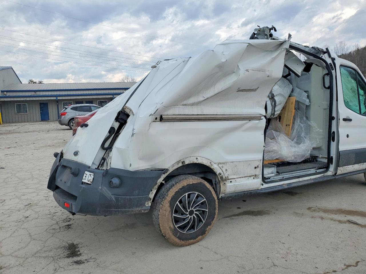 2017 FORD TRANS 250